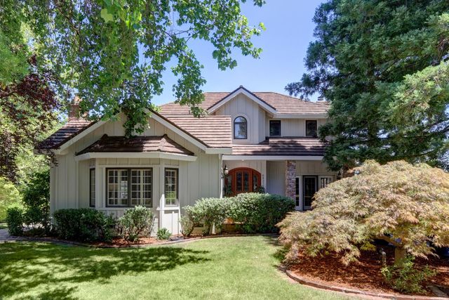 6431 Orange Hill Ln, Carmichael, CA 95608