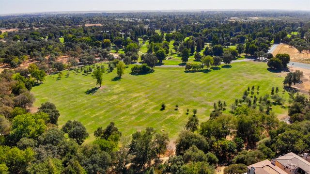 6431 Orange Hill Ln, Carmichael, CA 95608