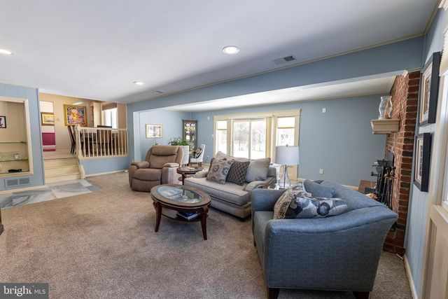 184 W GEORGIANNA DR, Richboro, PA 18954