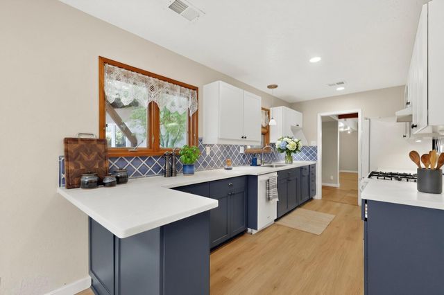 1400 Solano Drive NE, Albuquerque, NM 87110