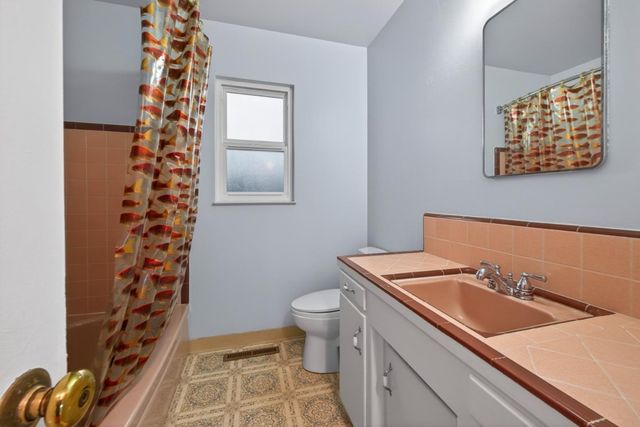 1690 Harper Street, Santa Cruz, CA 95062