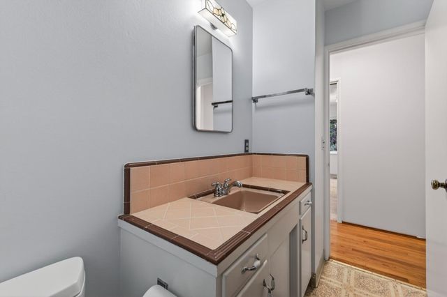 1690 Harper Street, Santa Cruz, CA 95062
