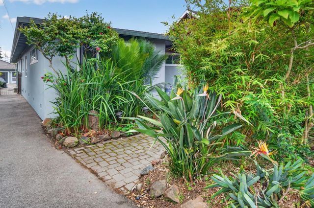 1690 Harper Street, Santa Cruz, CA 95062
