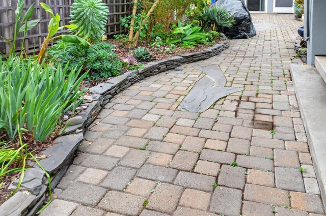 1690 Harper Street, Santa Cruz, CA 95062