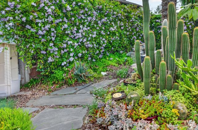 1690 Harper Street, Santa Cruz, CA 95062