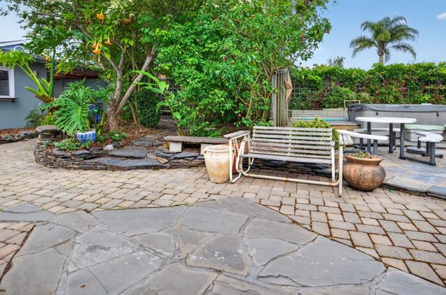 1690 Harper Street, Santa Cruz, CA 95062