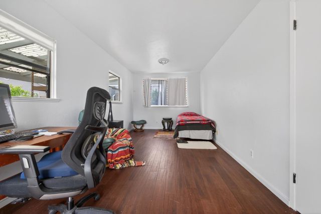 1690 Harper Street, Santa Cruz, CA 95062