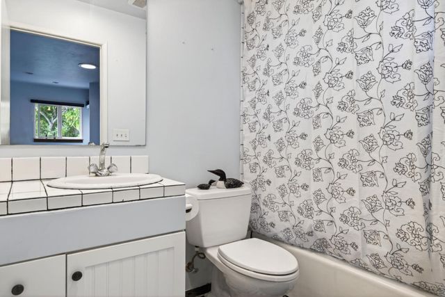 1690 Harper Street, Santa Cruz, CA 95062