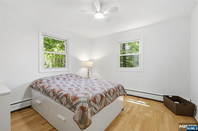 9 Juniper Trail, Kinnelon Borough, NJ 07405