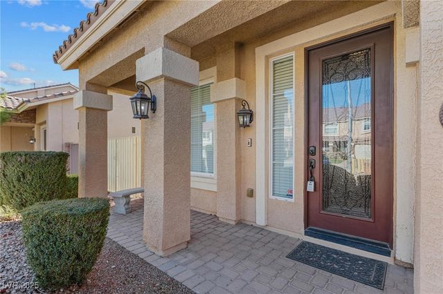 5825 Collier Falls Avenue, Las Vegas, NV 89139