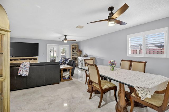 9861 Fairway Cove Lane, Plantation, FL 33324