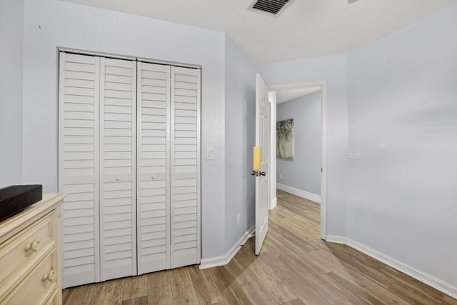 9861 Fairway Cove Lane, Plantation, FL 33324