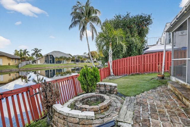 9861 Fairway Cove Lane, Plantation, FL 33324