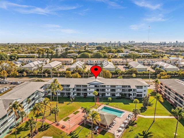 5300 Washington St J216, Hollywood, FL 33021