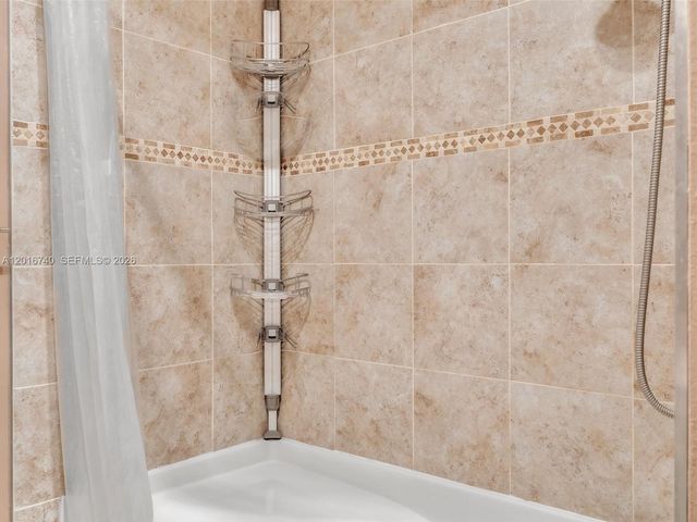5300 Washington St J216, Hollywood, FL 33021