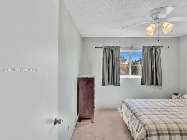 5300 Washington St J216, Hollywood, FL 33021