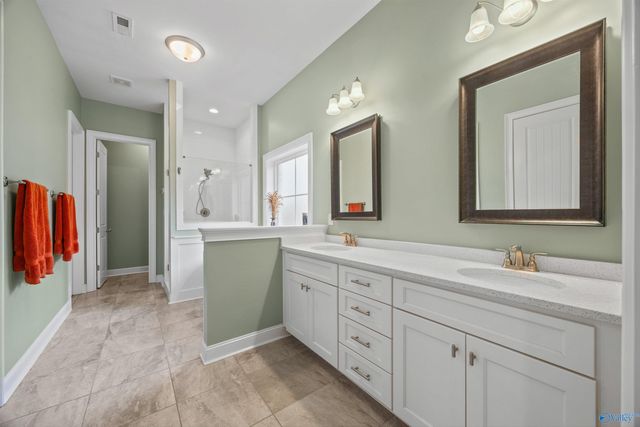 118 Creekmound Drive, Huntsville, AL 35806