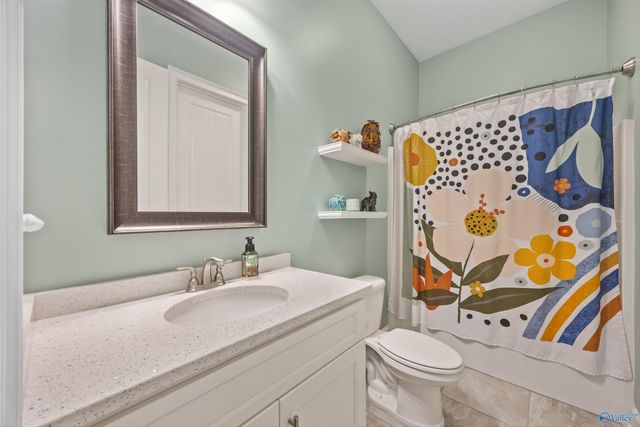 118 Creekmound Drive, Huntsville, AL 35806