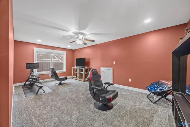 118 Creekmound Drive, Huntsville, AL 35806