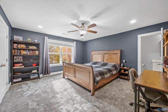 118 Creekmound Drive, Huntsville, AL 35806