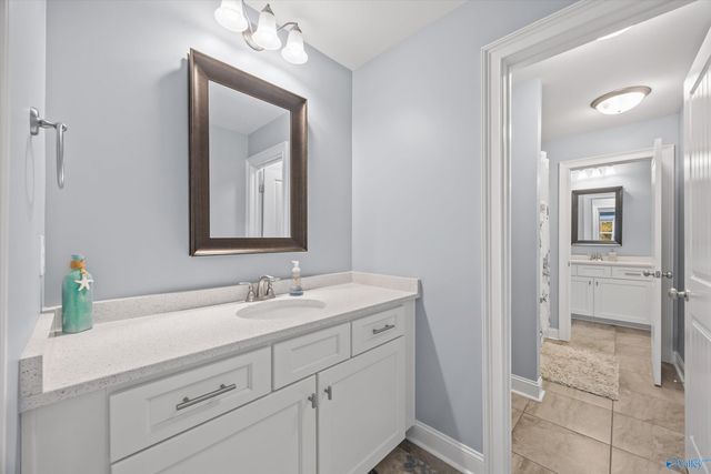 118 Creekmound Drive, Huntsville, AL 35806