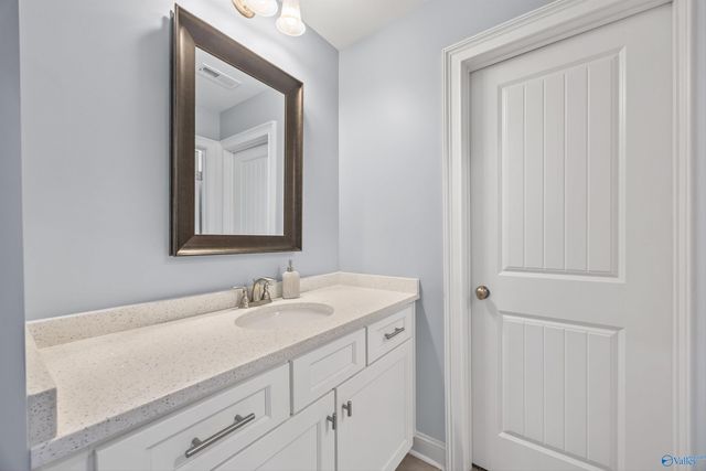 118 Creekmound Drive, Huntsville, AL 35806