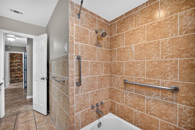 6038 Cartagena Street, Houston, TX 77035