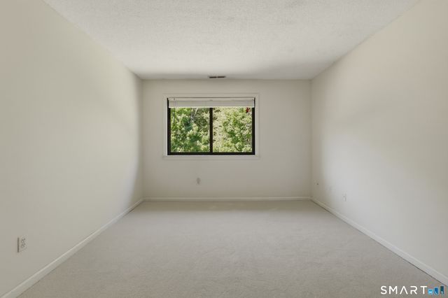 2002 Mill Pond Drive 2002, South Windsor, CT 06074