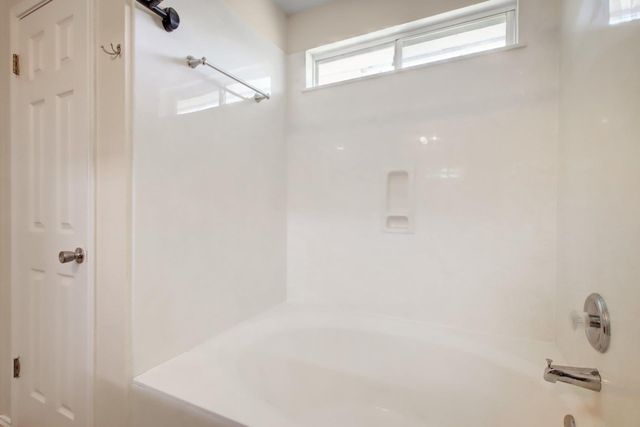 218 Katy B LN, Bastrop, TX 78602