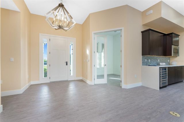 855 ROTONDA CIRCLE, Rotonda West, FL 33947