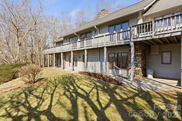 404 W Browning Road, Hendersonville, NC 28791