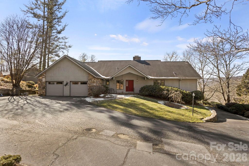 404 W Browning Road, Hendersonville, NC 28791