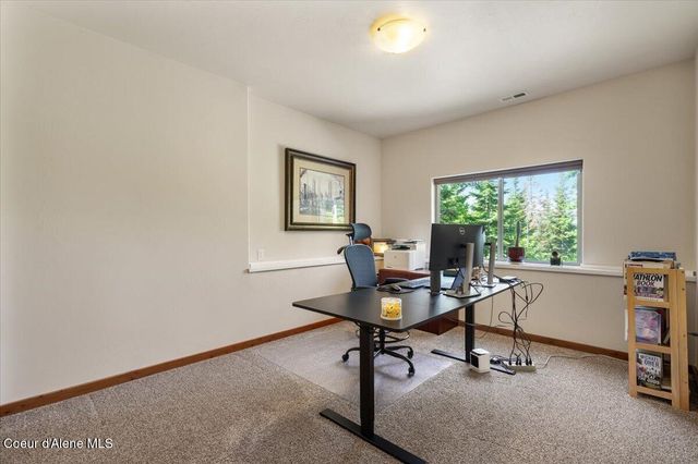 17378 N Freddi RD, Rathdrum, ID 83858