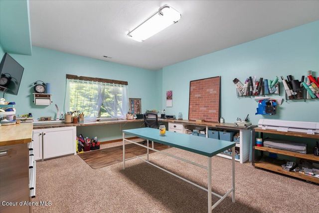 17378 N Freddi RD, Rathdrum, ID 83858
