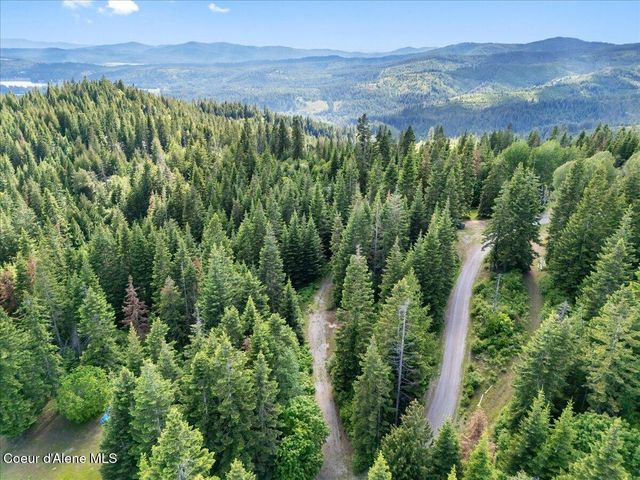 17378 N Freddi RD, Rathdrum, ID 83858