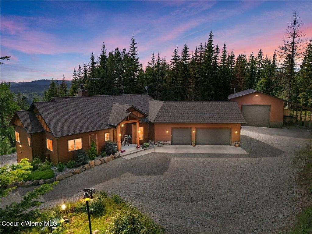 17378 N Freddi RD, Rathdrum, ID 83858