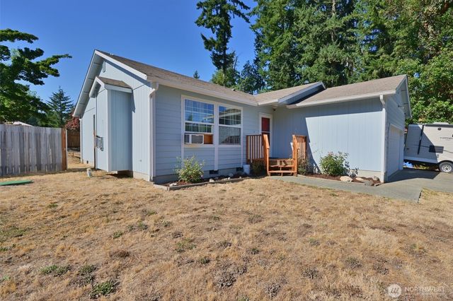 1706 194th Avenue SW, Lakebay, WA 98349