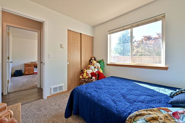 1706 194th Avenue SW, Lakebay, WA 98349