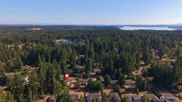 1706 194th Avenue SW, Lakebay, WA 98349