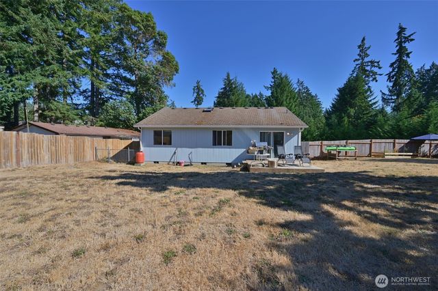 1706 194th Avenue SW, Lakebay, WA 98349