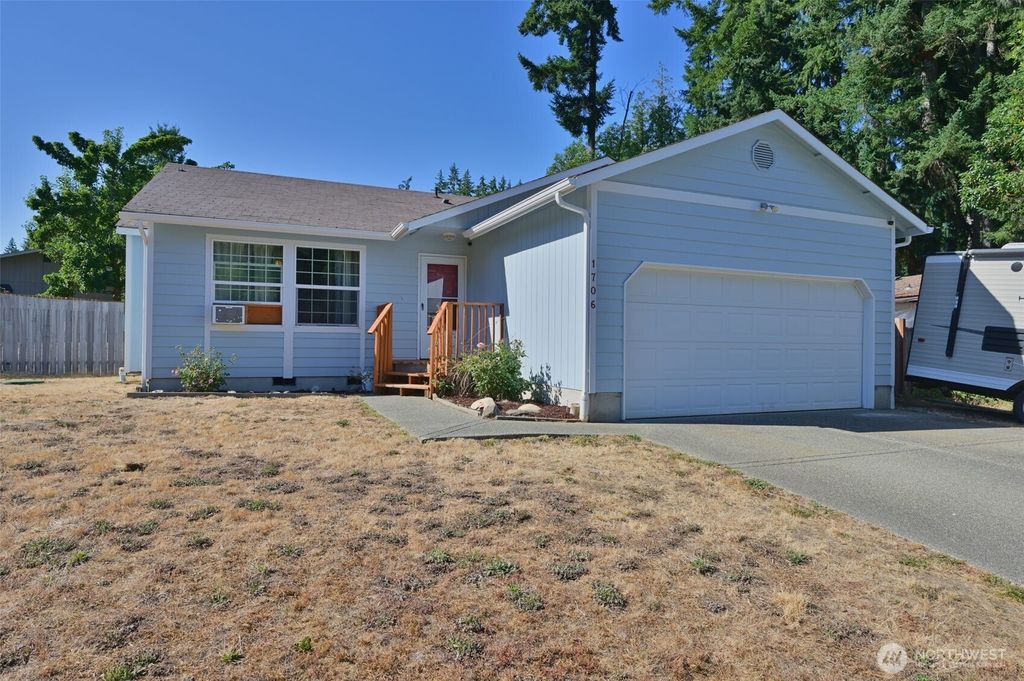 1706 194th Avenue SW, Lakebay, WA 98349