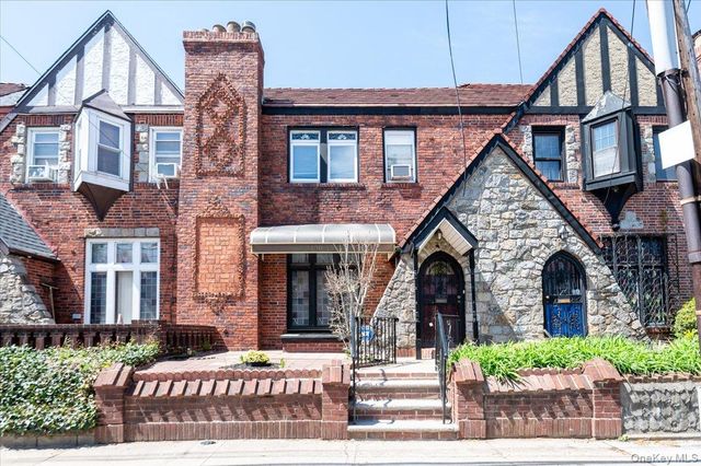 13010 227th Street, Laurelton, NY 11413