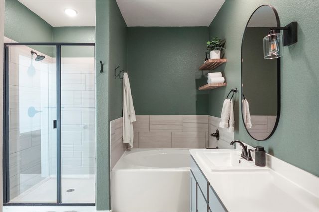 1625 Edgeway Drive, Aubrey, TX 76227