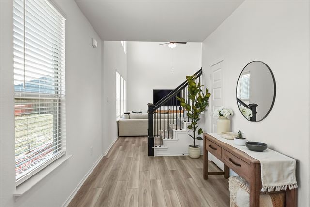 1625 Edgeway Drive, Aubrey, TX 76227