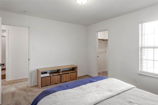 1625 Edgeway Drive, Aubrey, TX 76227