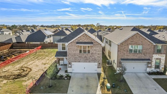 1625 Edgeway Drive, Aubrey, TX 76227