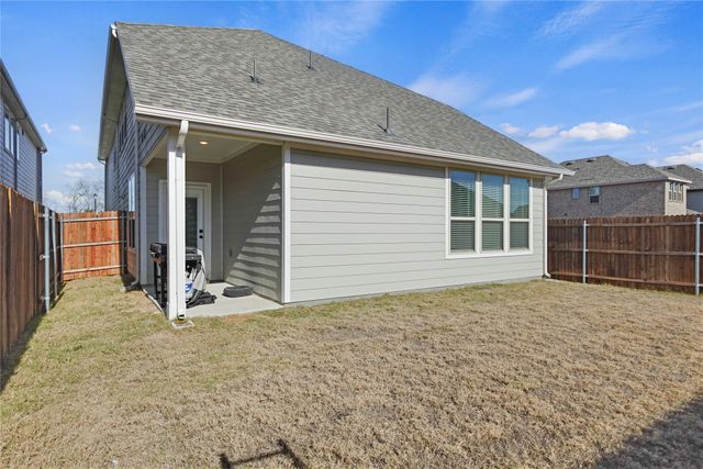 1625 Edgeway Drive, Aubrey, TX 76227