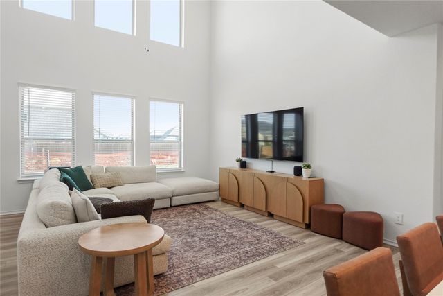 1625 Edgeway Drive, Aubrey, TX 76227