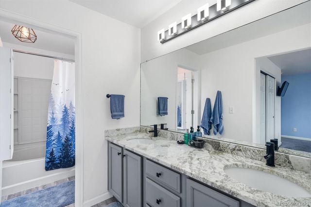 19558 E 58th Circle, Aurora, CO 80019