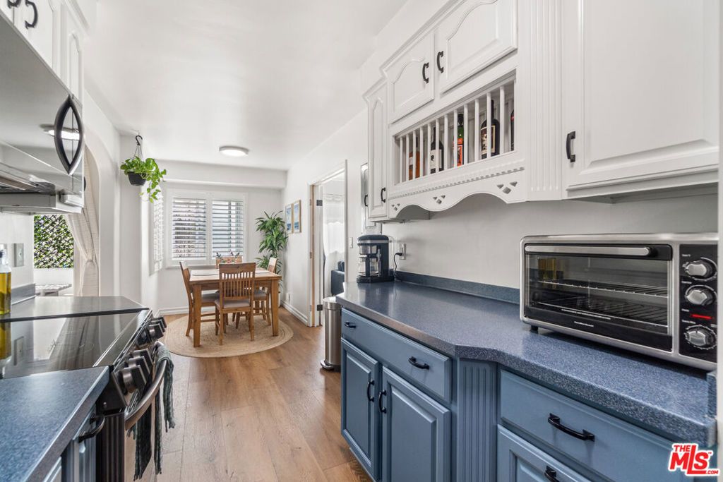 8710 Delgany Avenue 7, Playa Del Rey, CA 90293